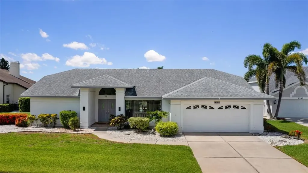 4345 Presidential Avenue Circle E Bradenton FL 34203