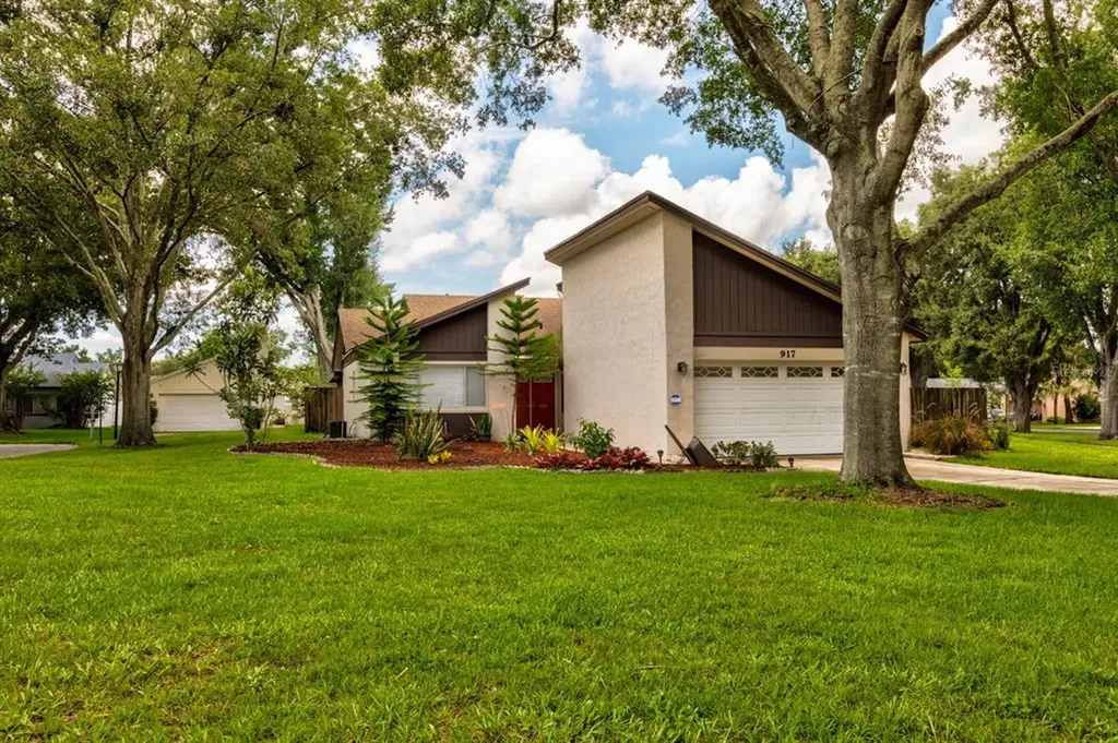 917 Beach Breeze Drive Orlando FL 32835