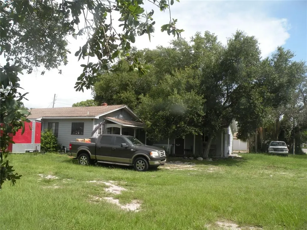 4954 22nd Avenue N St Petersburg FL 33710
