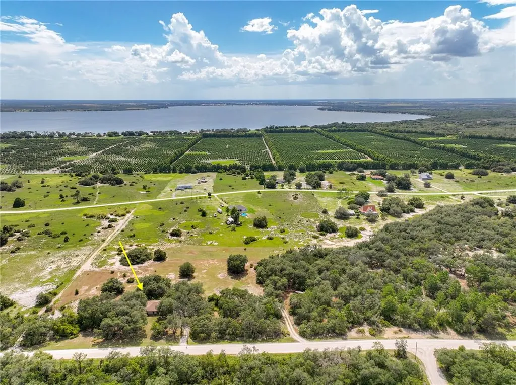 2352 Sand Pine Trail Frostproof FL 33843