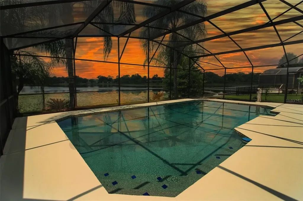 548 Thames Circle Longwood FL 32750