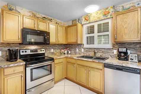 1332 Sunflower Street The Villages FL 32162