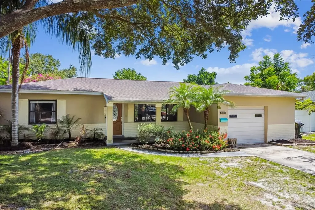 5390 26th Avenue N St Petersburg FL 33710