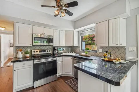 5390 26th Avenue N St Petersburg FL 33710