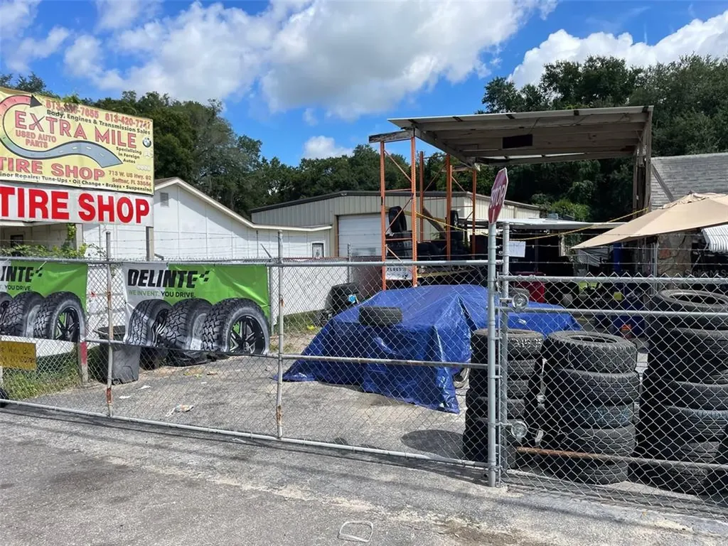 713 W Us Highway 92 Seffner FL 33584