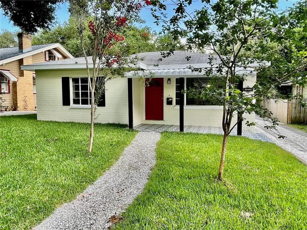 1023 E Henry Avenue Tampa FL 33604