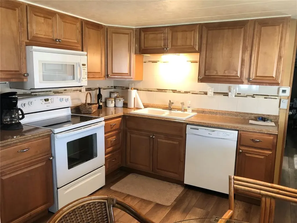 4903 2nd B Street E Bradenton FL 34203