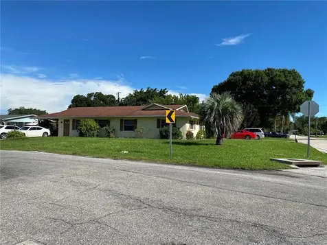 2405 49th Avenue W Bradenton FL 34207