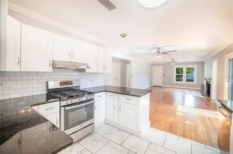 1136 22nd Avenue N St Petersburg FL 33704