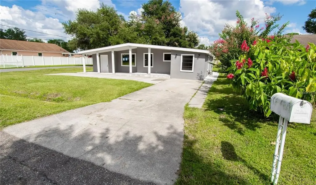 8213 N Thatcher Avenue Tampa FL 33614