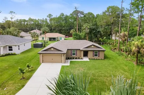 2460 Nowatney Avenue North Port FL 34286