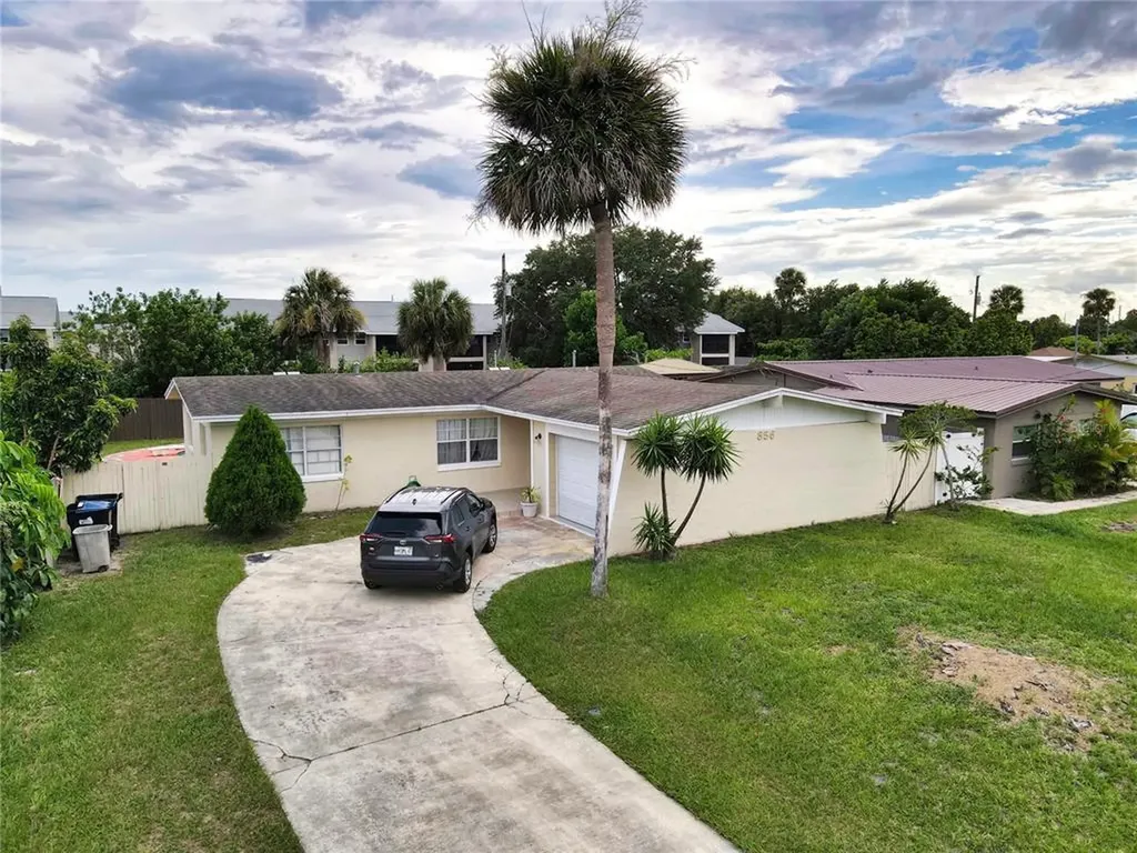 856 Evangeline Avenue Orlando FL 32809