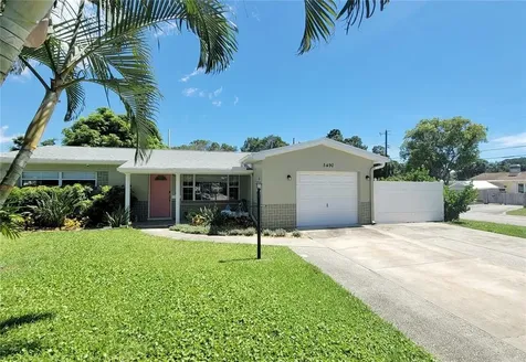 5490 24th Terrace N St Petersburg FL 33710