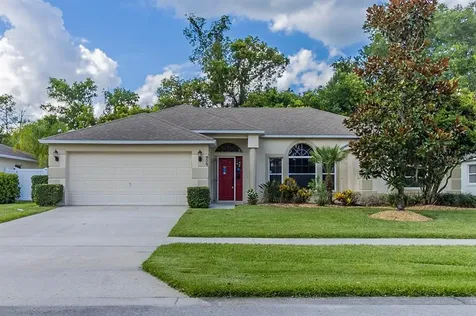 909 Lake Lindley Drive N Deland FL 32724