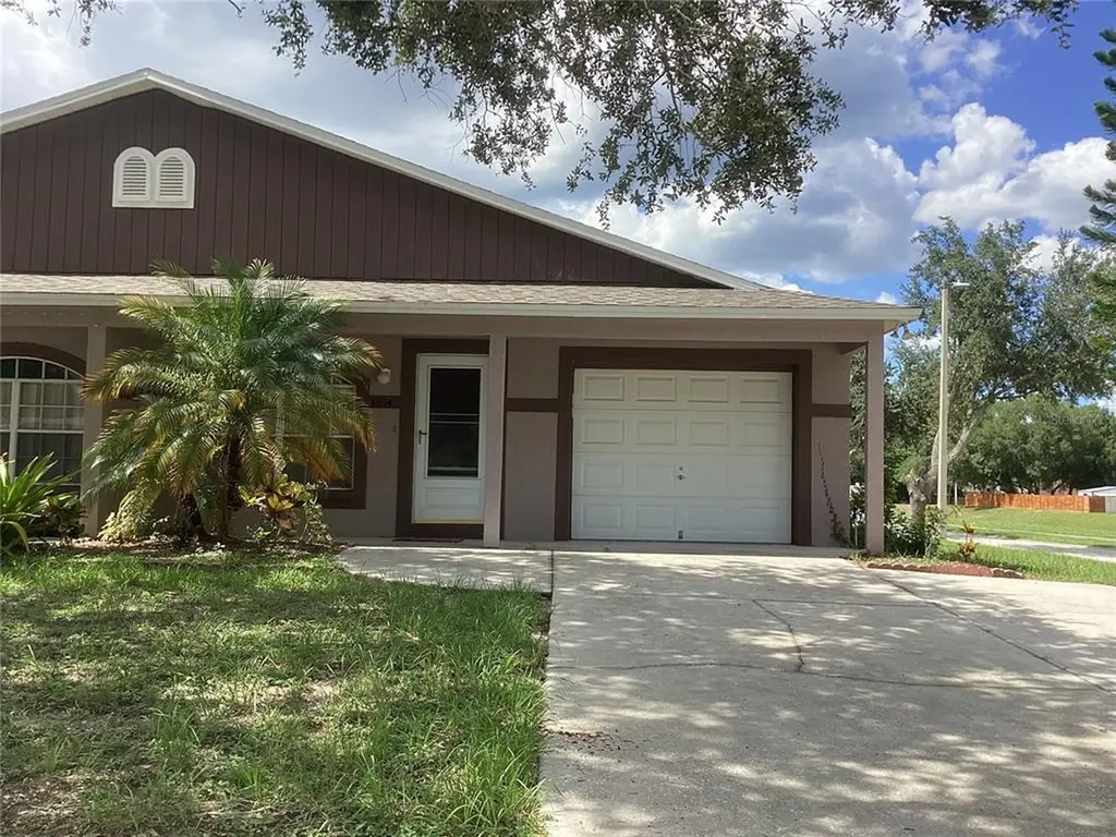 4814 Rock Fish Court Tampa FL 33617