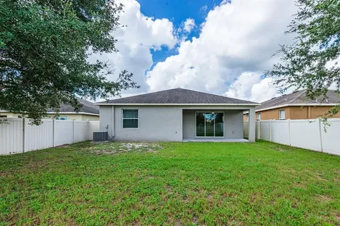 8008 Alamosa Wood Avenue Ruskin FL 33573