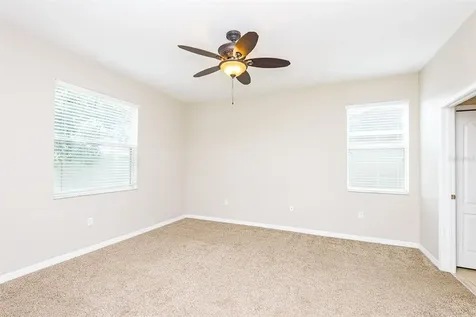 8008 Alamosa Wood Avenue Ruskin FL 33573