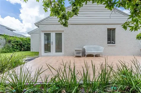 381 River Chase Drive Orlando FL 32807