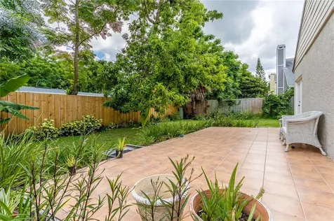 381 River Chase Drive Orlando FL 32807