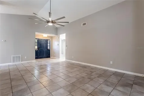 381 River Chase Drive Orlando FL 32807