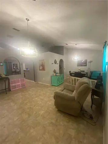 250 Canterbury Court Kissimmee FL 34758