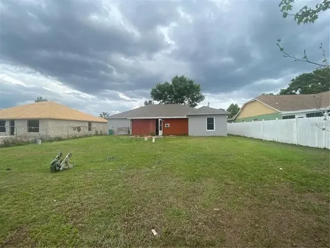 250 Canterbury Court Kissimmee FL 34758