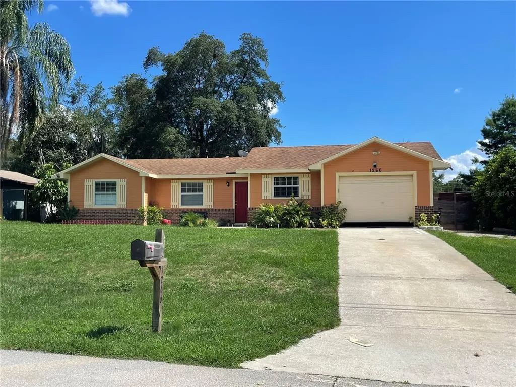 1266 Blythe Avenue Deltona FL 32725