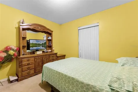 317 Edmund Avenue Dundee FL 33838