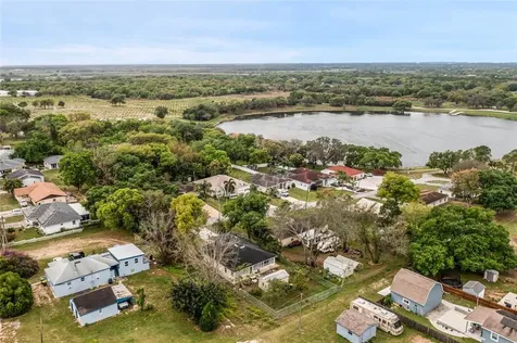 317 Edmund Avenue Dundee FL 33838