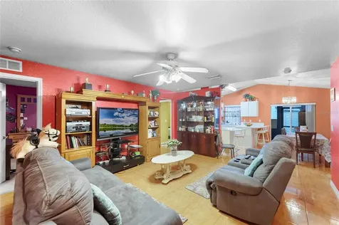 317 Edmund Avenue Dundee FL 33838