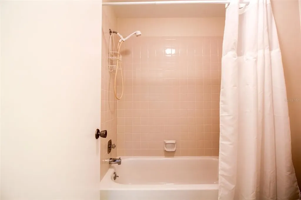 3107 Heatherwood Lane Sarasota FL 34235