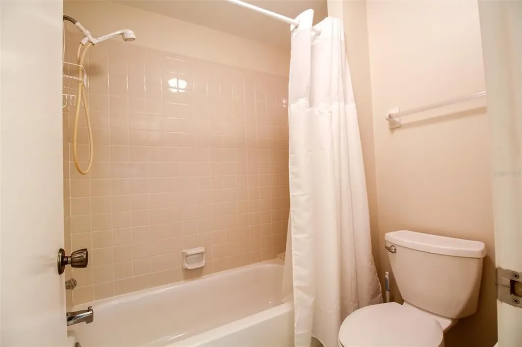 3107 Heatherwood Lane Sarasota FL 34235