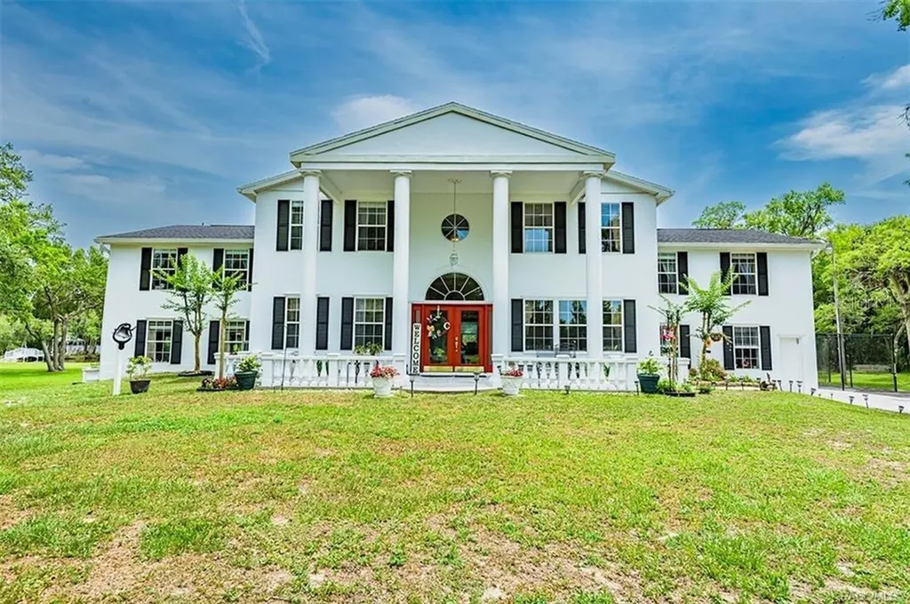 345 N Country Club Drive Crystal River FL 34429