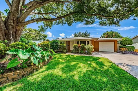 7277 21st Street N St Petersburg FL 33702