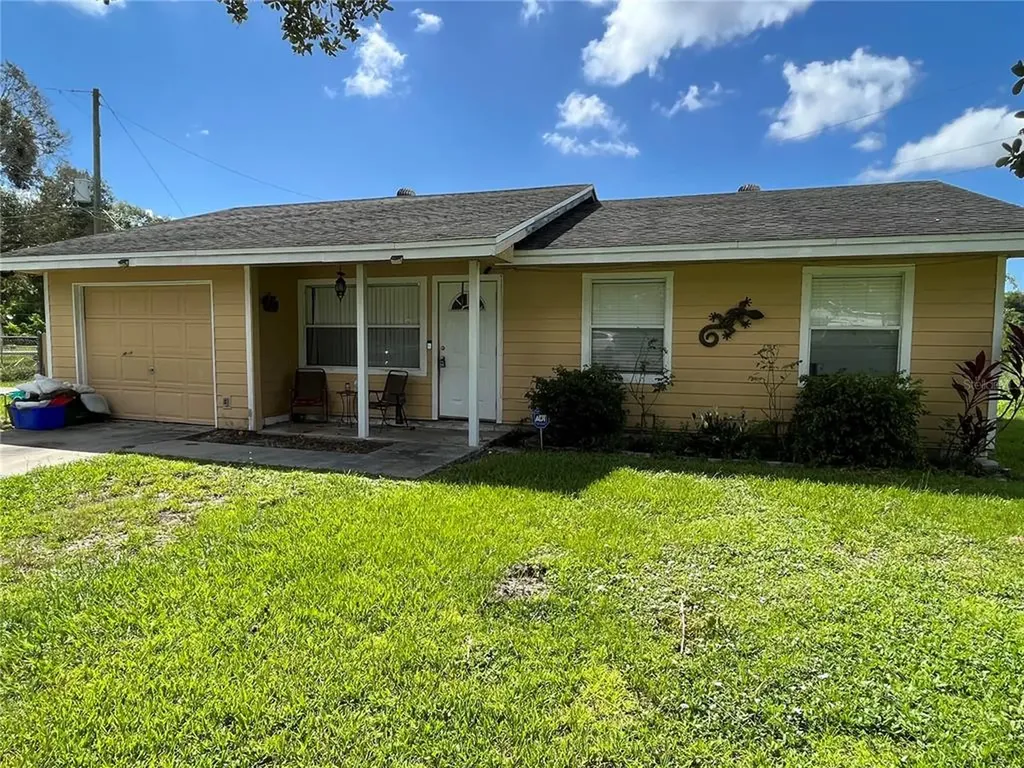 180 SW 21st Avenue Okeechobee FL 34974