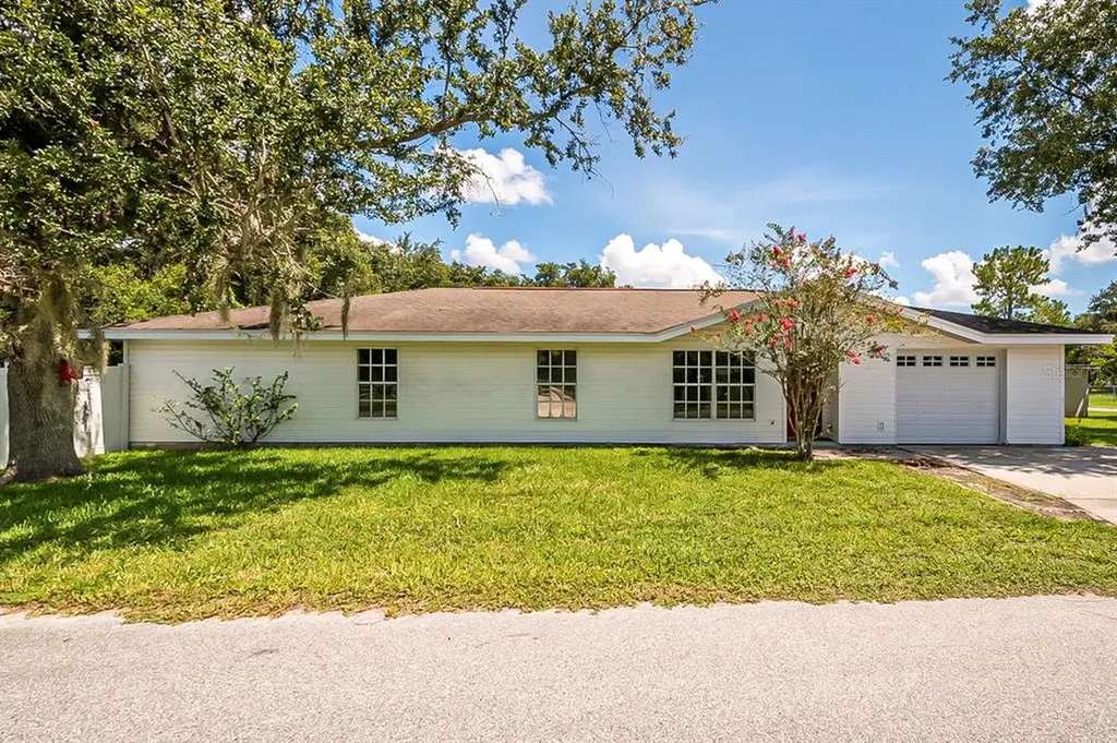245 W Tom Costine Road Lakeland FL 33809