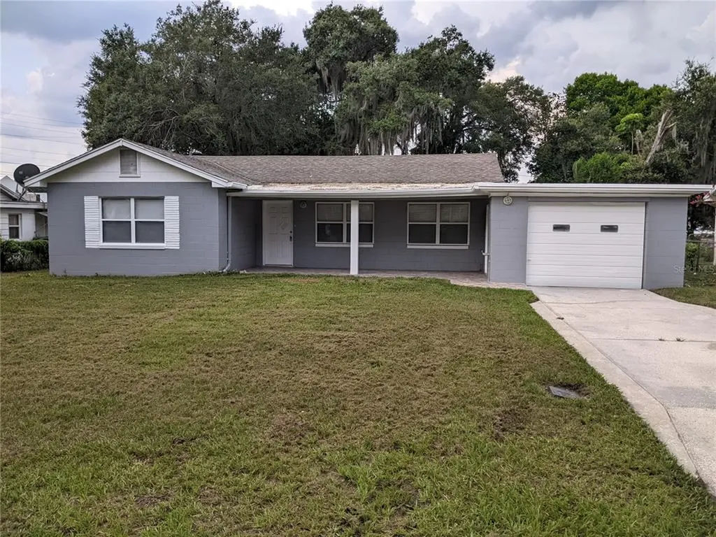 1007 Glenridge Drive Leesburg FL 34748