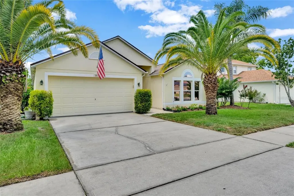 3817 Stonefield Drive Orlando FL 32826