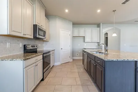 4369 Silver Creek Street Kissimmee FL 34744