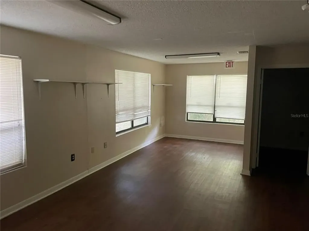 10252 SE Us Highway 441 Belleview FL 34420