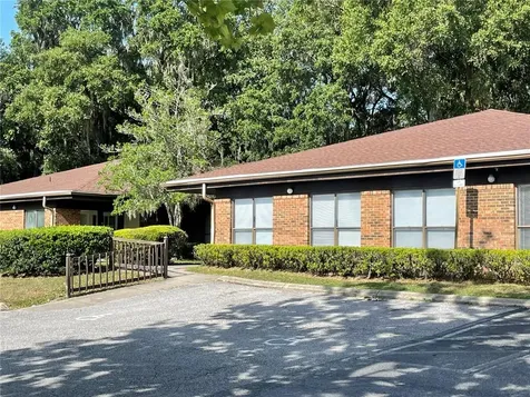 10252 SE Us Highway 441 Belleview FL 34420