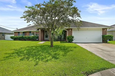 10 Lindsay Drive Palm Coast FL 32137