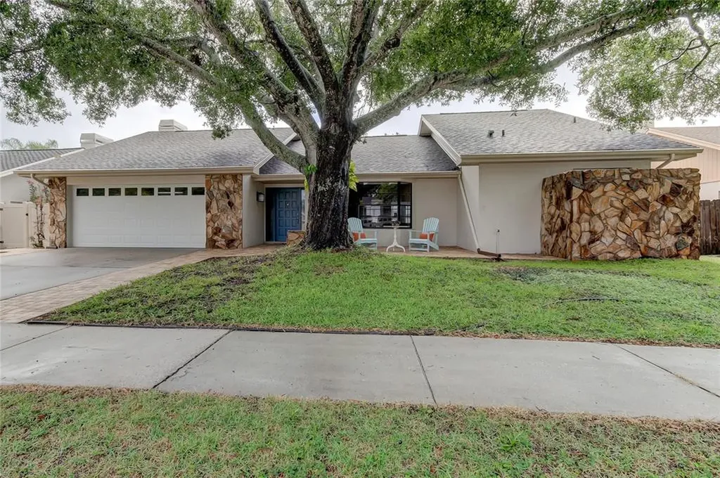 1110 Bramblewood Drive Safety Harbor FL 34695