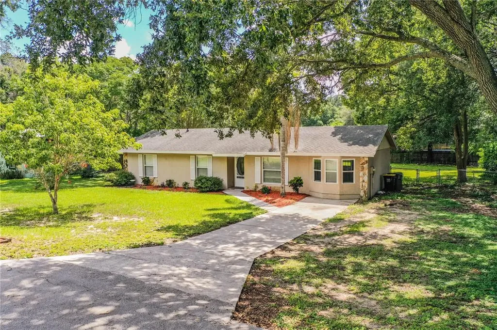 5440 Hill N Dale Lane Lakeland FL 33812