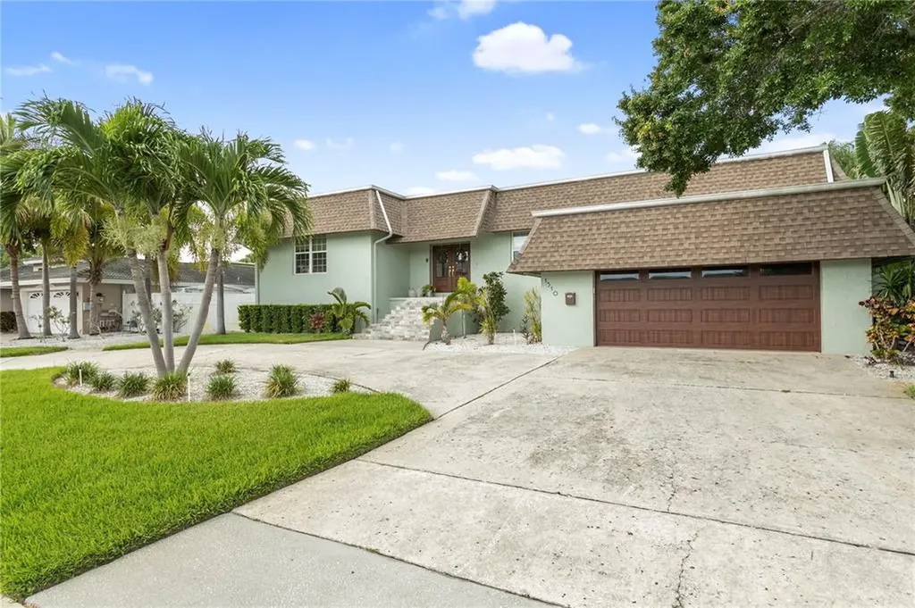 1510 Sea Gull Drive S St Petersburg FL 33707