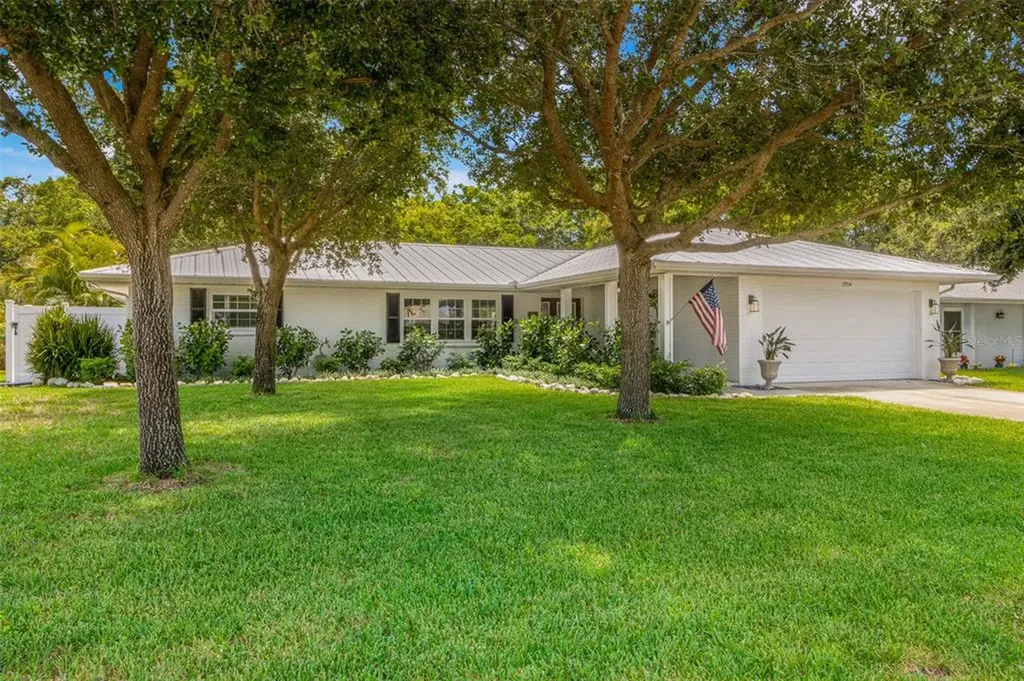 2204 72nd Street Circle W Bradenton FL 34209