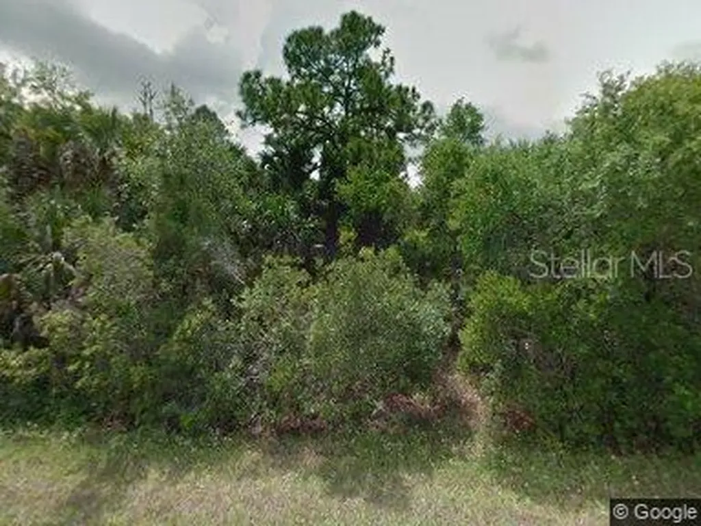 14015 Lumidor Avenue Port Charlotte FL 33953