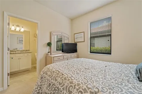 19333 Nearpoint Drive Venice FL 34292