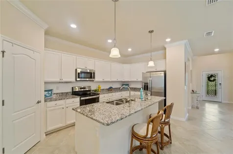 19333 Nearpoint Drive Venice FL 34292
