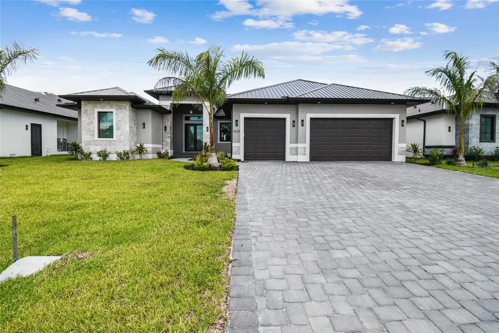 4225 SW 25th Place Cape Coral FL 33914